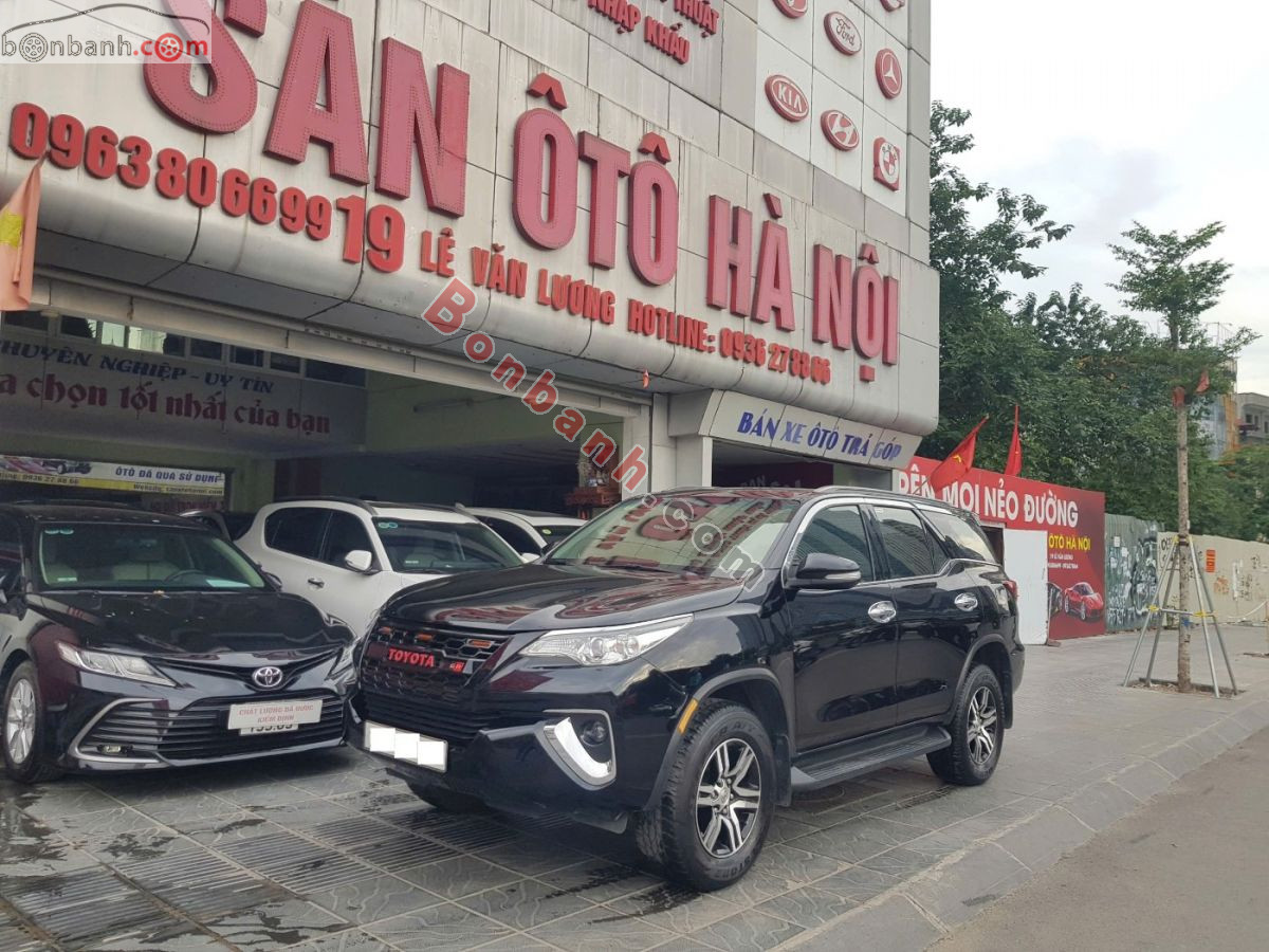Toyota Fortuner 2.7V 4x2 AT 2017 - 615 Triệu