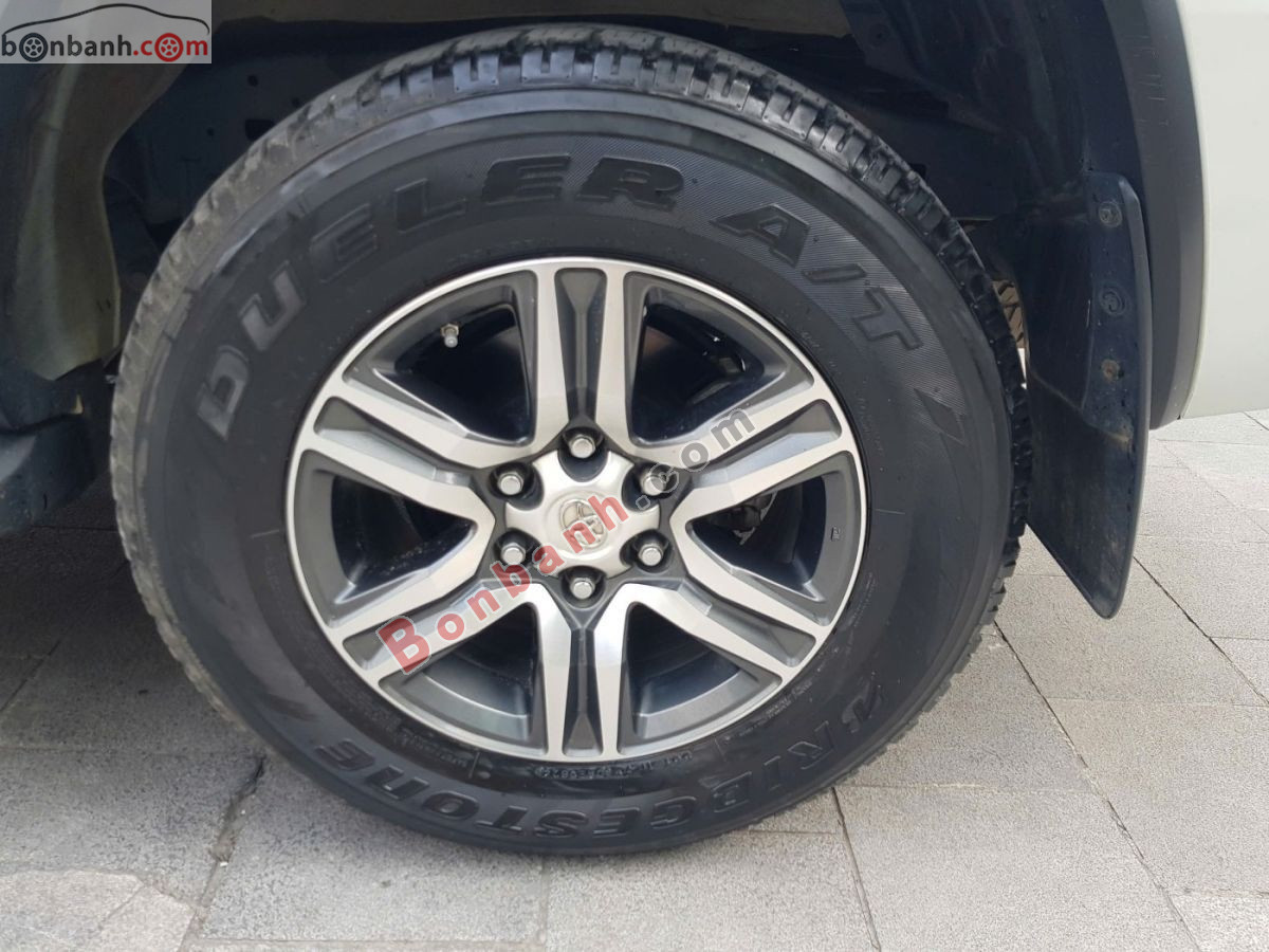 Toyota Fortuner 2.4L 4x2 AT 2024 - 950 Triệu 10
