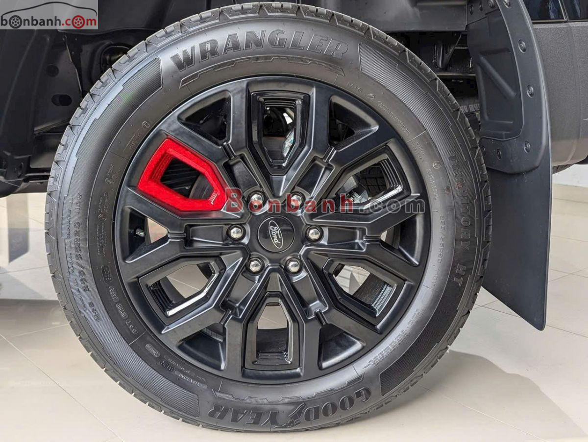 Ford Ranger Stormtrak 2.0L 4x4 AT 2025 - 1 Tỷ 39 Triệu 6