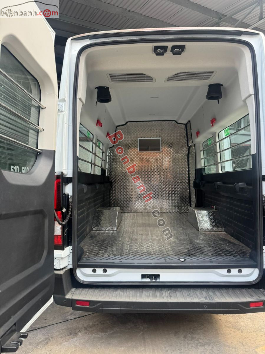 Ford Transit Van 2026 - 1 Tỷ 151 Triệu 6