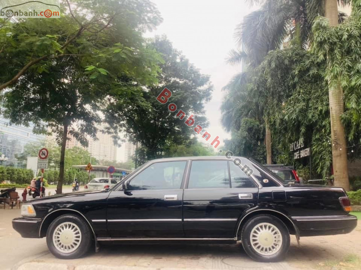 2000 Toyota Crown Royal Saloon for Nigeria to LagosJapanese vehicles to  the world