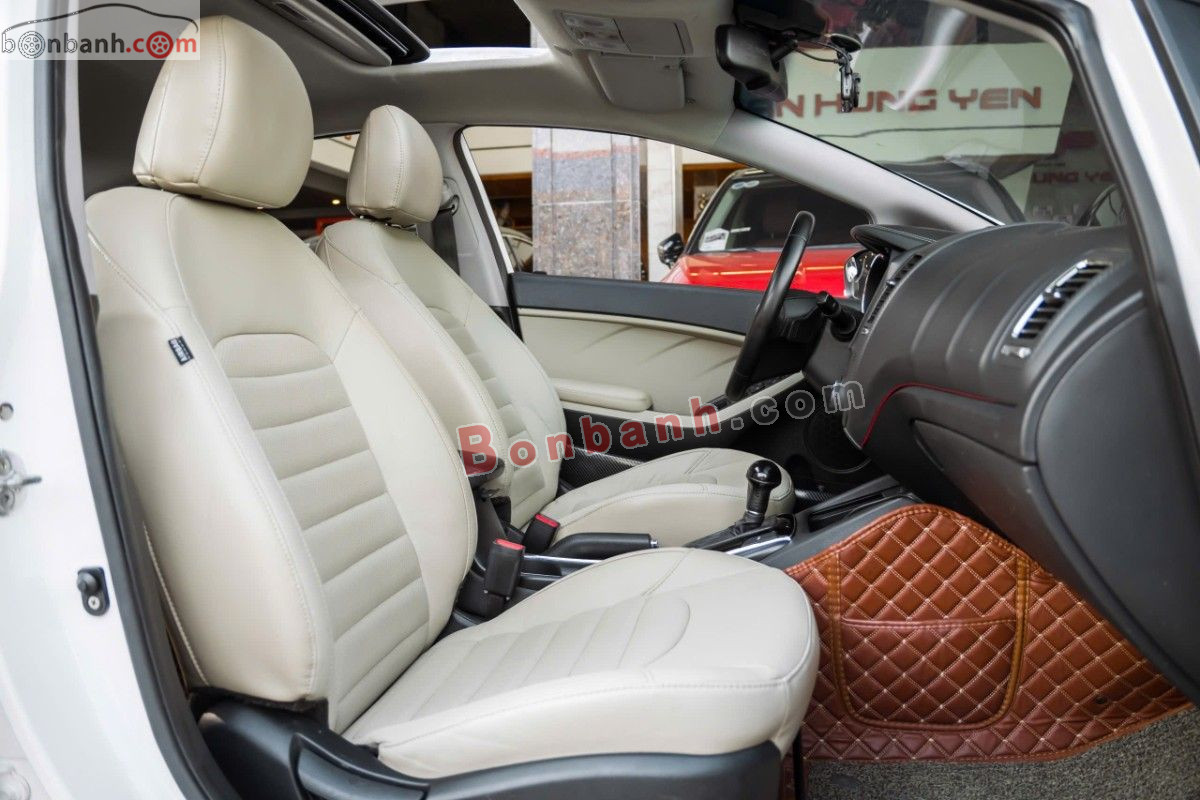 Kia Cerato 2.0 AT 2018 - 379 Triệu 9