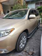 Bán xe Toyota Highlander 2012 LE 3.5 giá 550 Triệu - Hà Nội