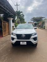 Bán xe Toyota Fortuner 2021 2.4G 4x2 AT Legender giá 930 Triệu - Đăk Lăk