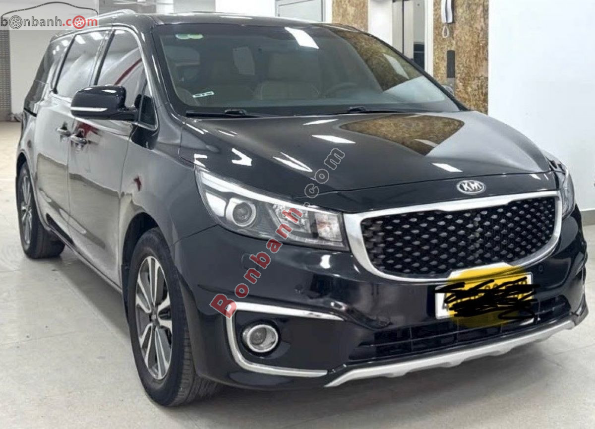 Kia Sedona 2.2L DATH 2018 - 585 Triệu 2