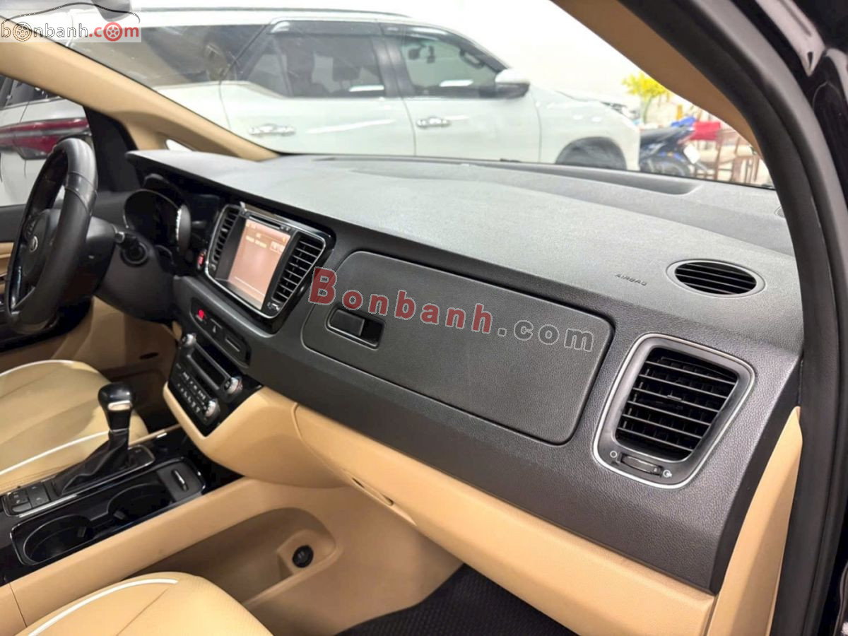 Kia Sedona 2.2L DATH 2018 - 585 Triệu 8