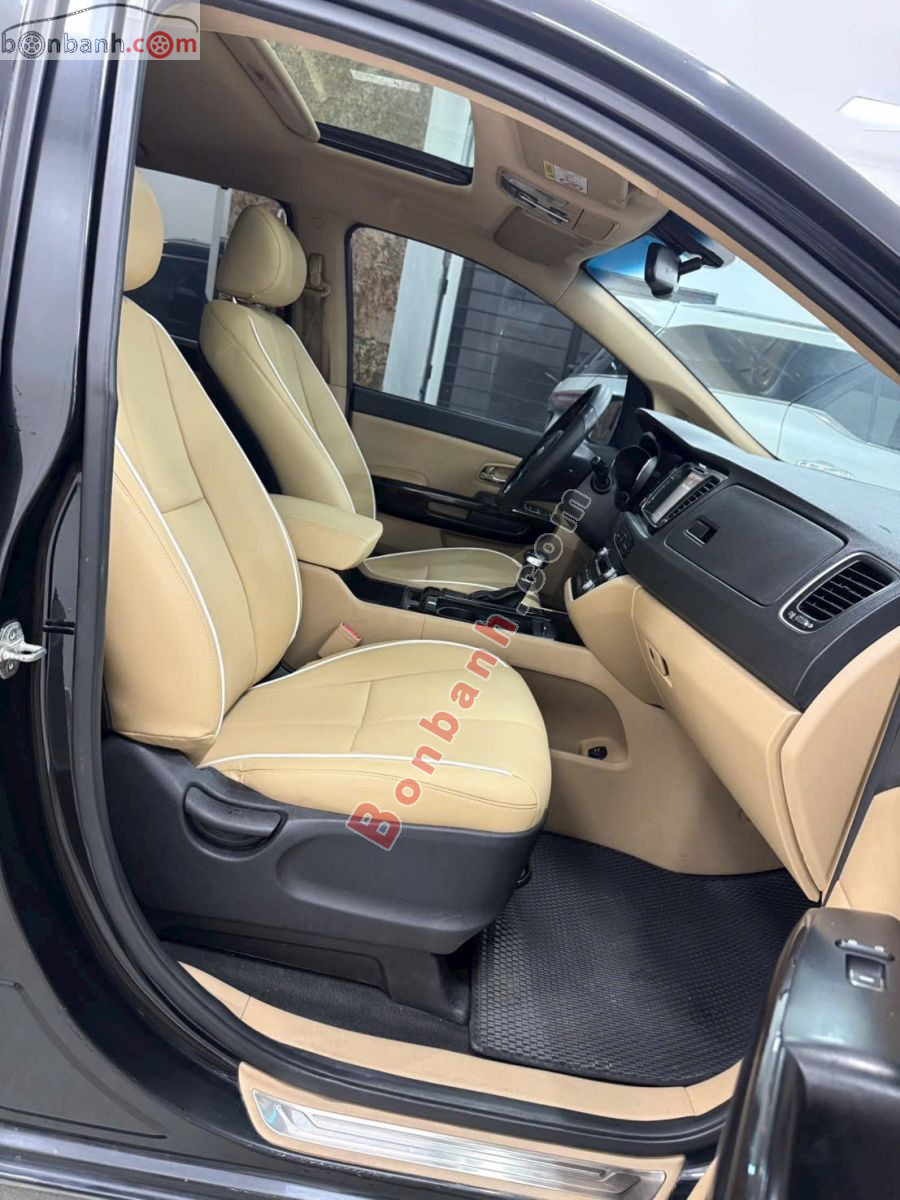 Kia Sedona 2.2L DATH 2018 - 585 Triệu 7