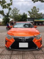 Bán xe Toyota Camry 2016 2.0E giá 550 Triệu - TP HCM