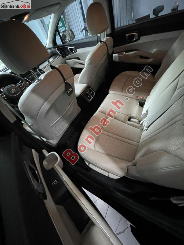 Kia Sorento Premium 2.2 AT AWD 2021 - 680 Triệu 6