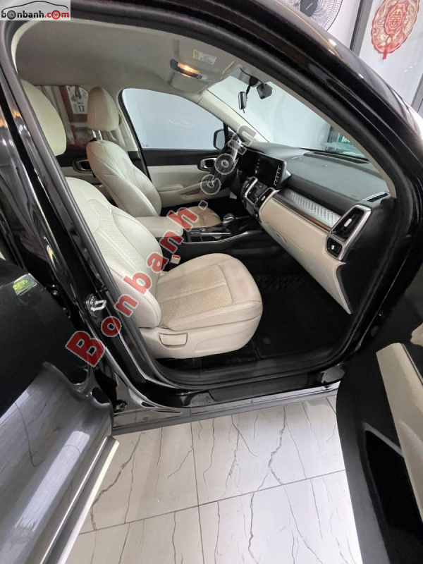 Kia Sorento Premium 2.2 AT AWD 2021 - 680 Triệu 4