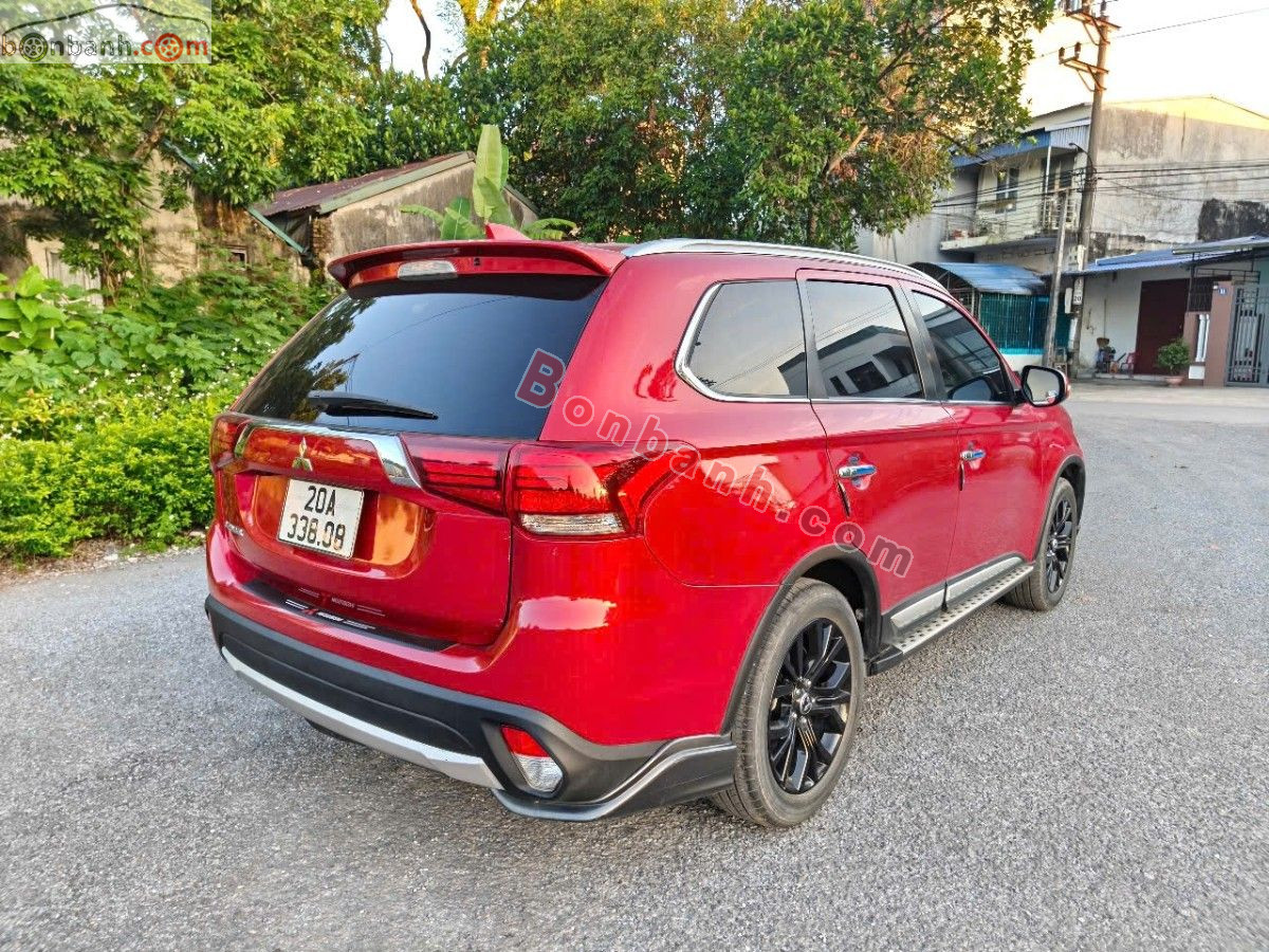 Mitsubishi Outlander 2.0 CVT Premium 2019 - 568 Triệu 3