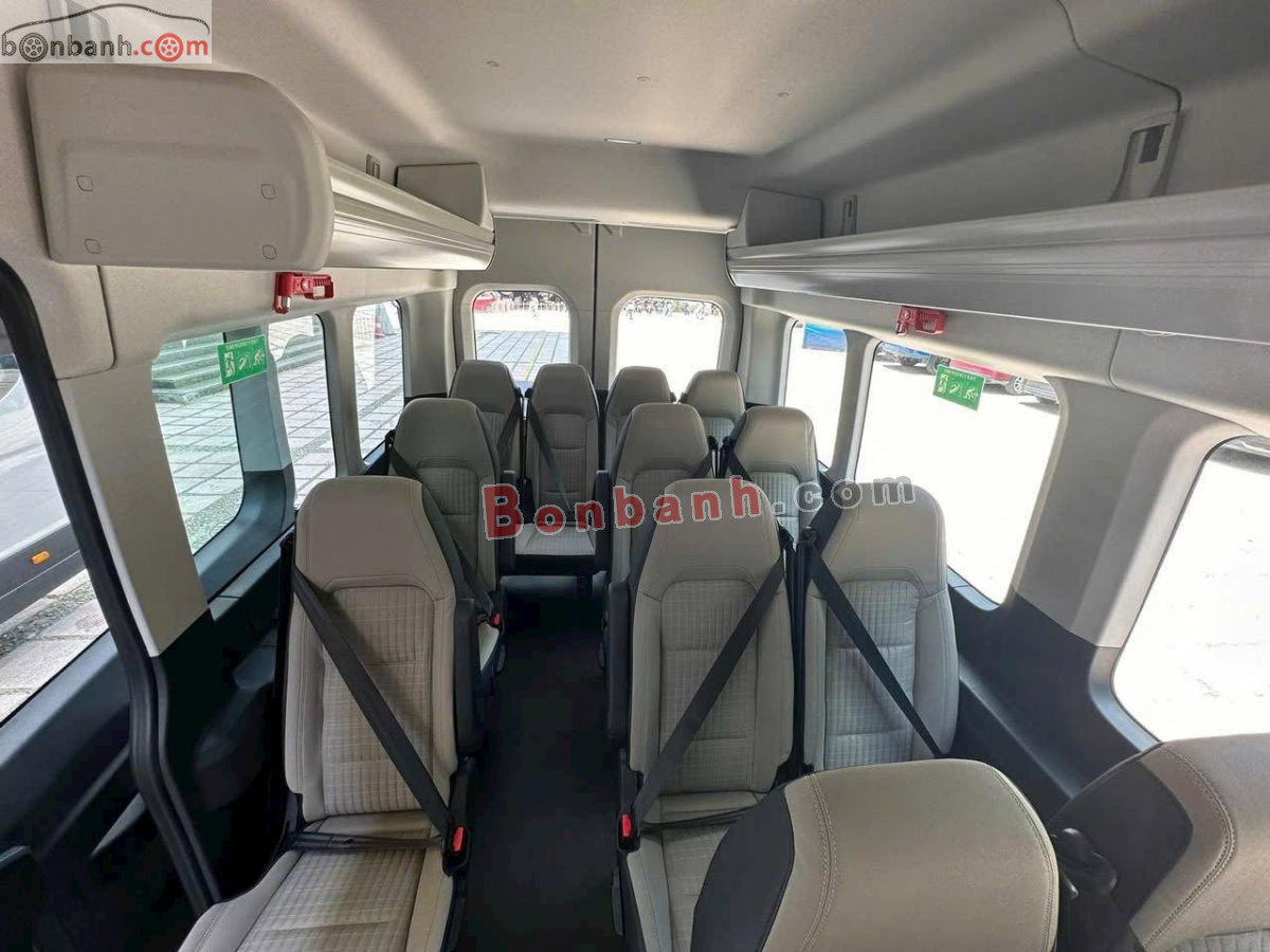 Ford Transit Premium 2026 - 879 Triệu 6