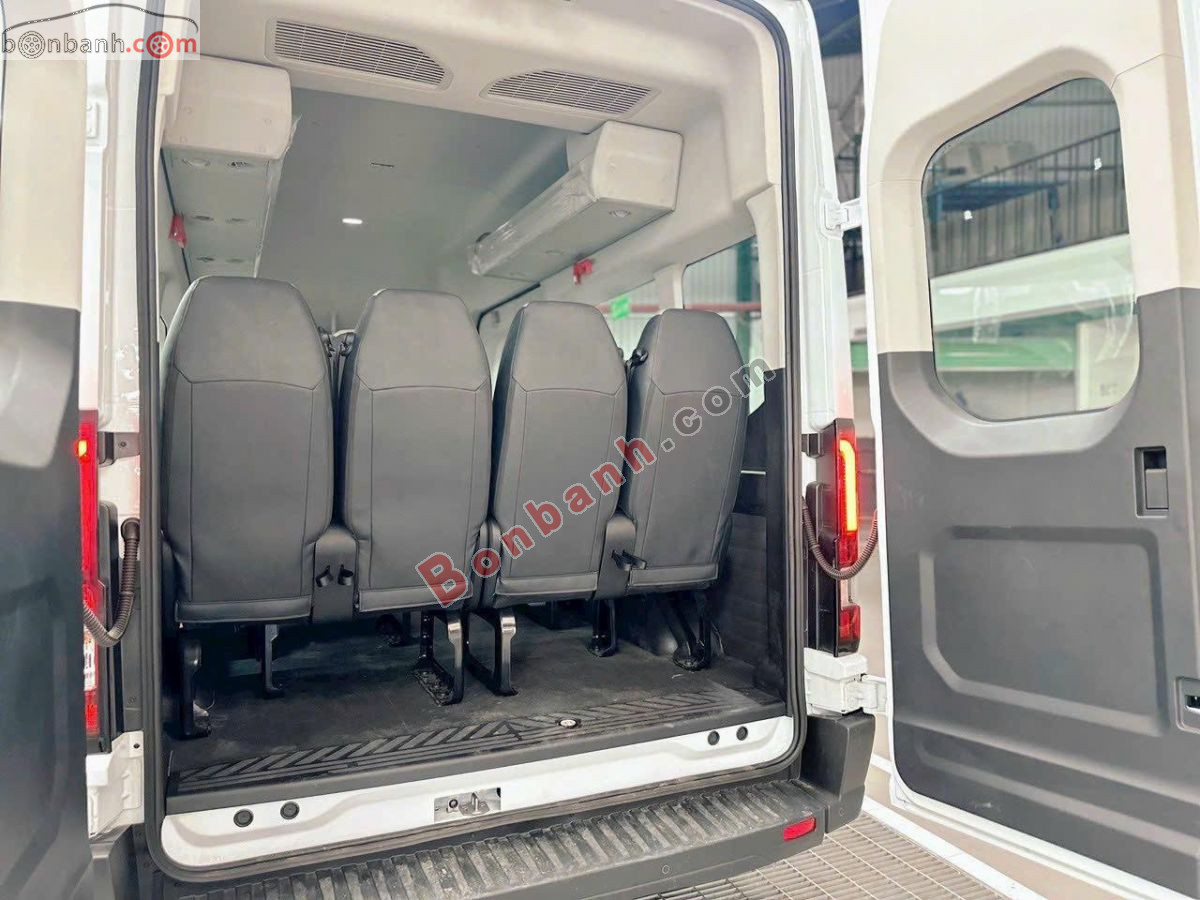 Ford Transit Premium 2026 - 879 Triệu 9