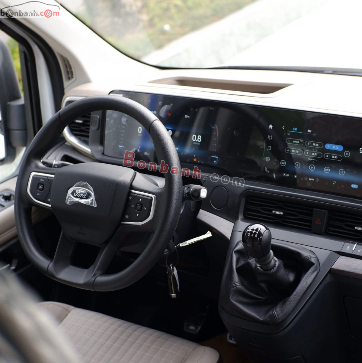Ford Transit Premium 2026 - 879 Triệu 8