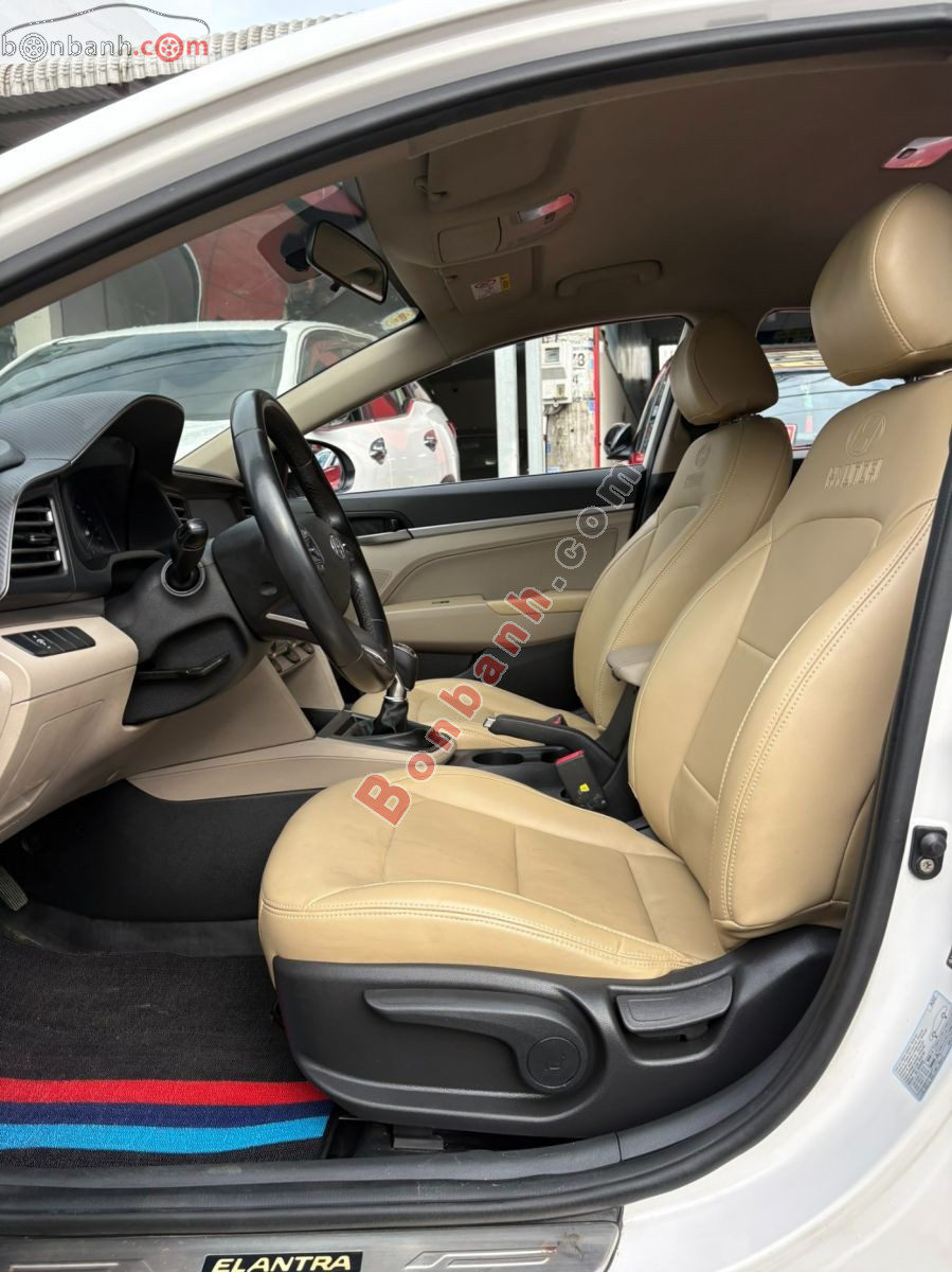 Hyundai Elantra 1.6 MT 2019 - 339 Triệu 7