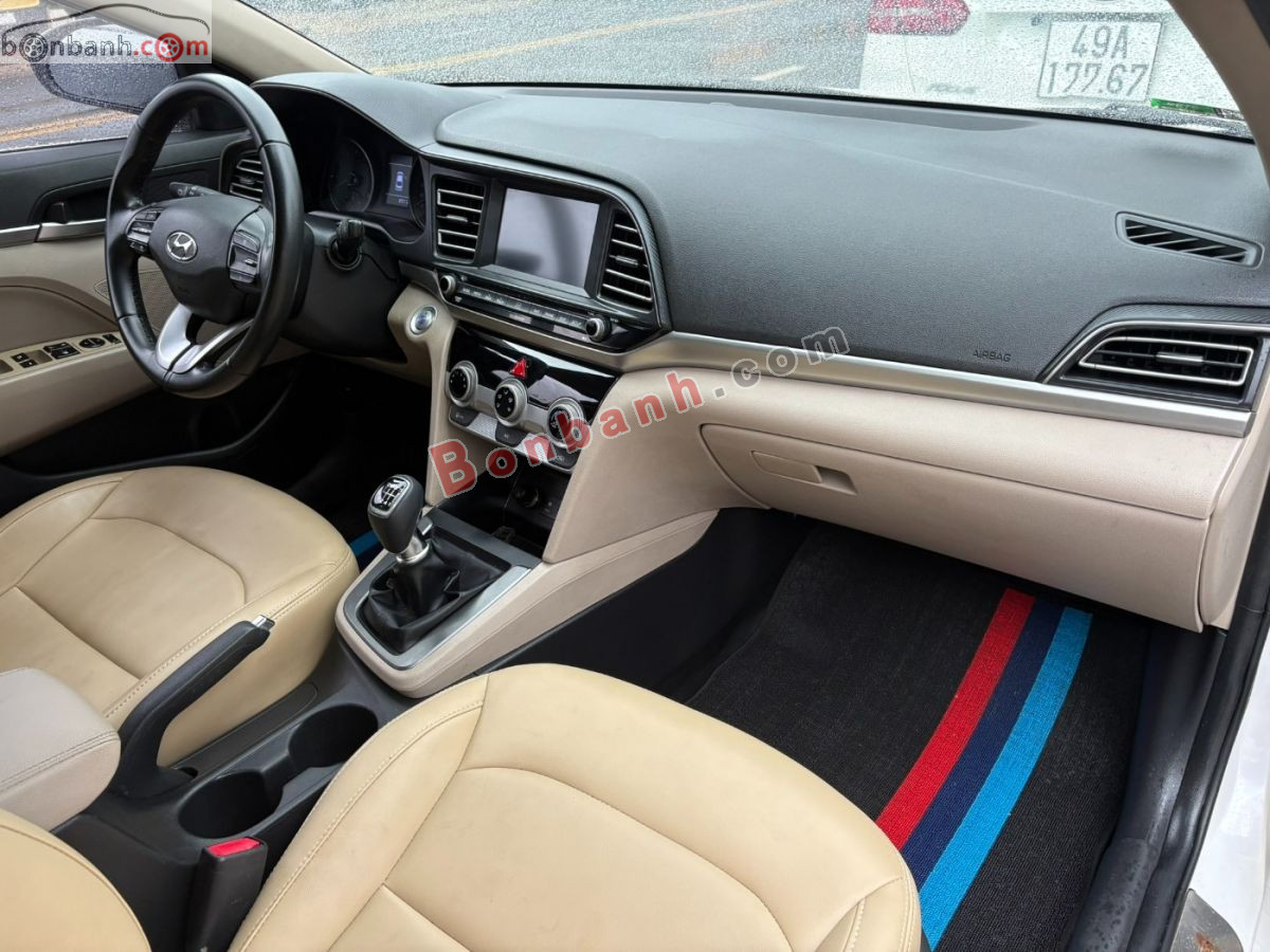 Hyundai Elantra 1.6 MT 2019 - 339 Triệu 9