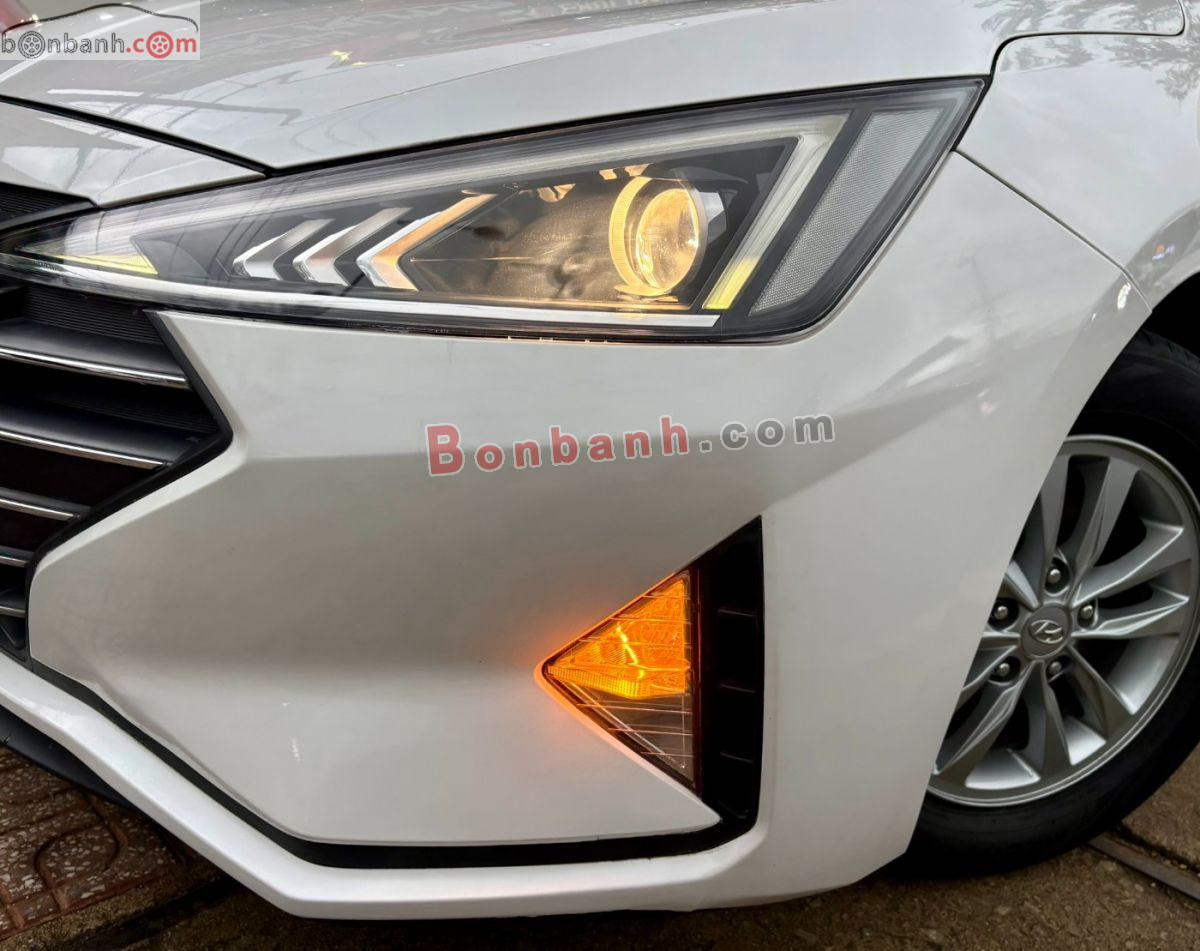 Hyundai Elantra 1.6 MT 2019 - 339 Triệu 10