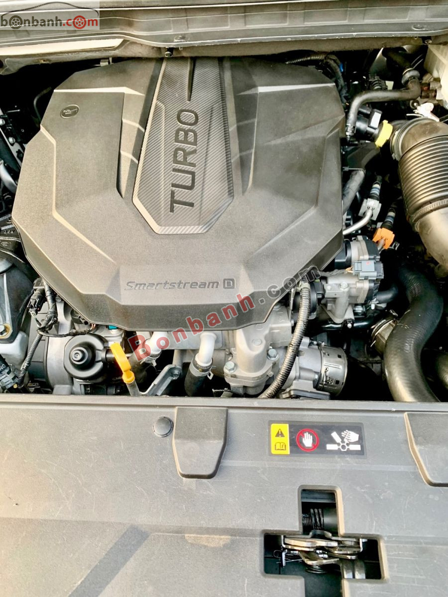 Kia Carnival Premium 2.2D 2022 - 890 Triệu 10