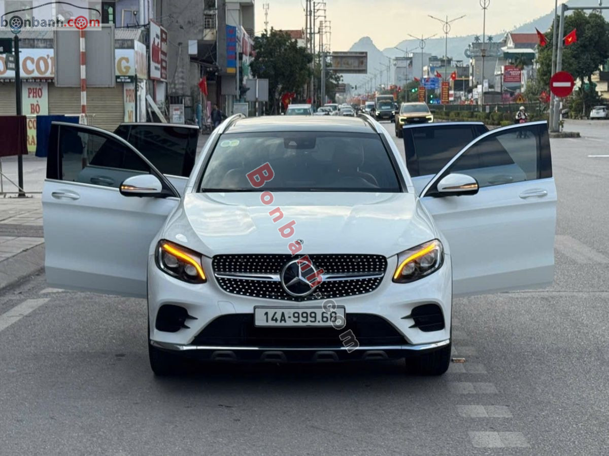 Mercedes Benz GLC 300 4Matic 2018 - 920 Triệu 2