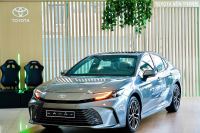 Bán xe Toyota Camry 2026 2.5 HEV Top giá 1 Tỷ 460 Triệu - TP HCM