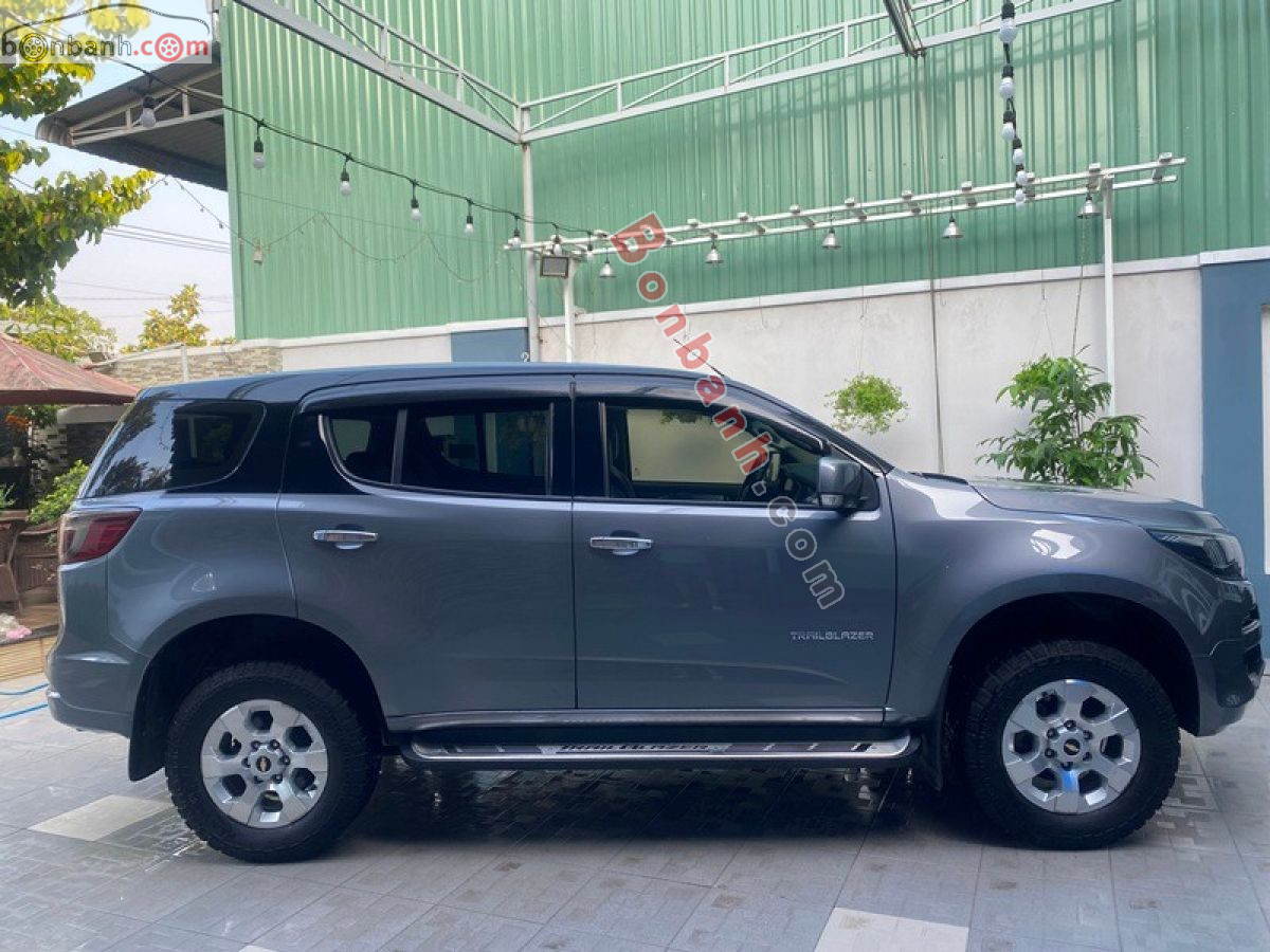 Chevrolet Trailblazer LT 2.5L VGT 4x2 AT 2018 - 415 Triệu 5