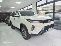 Bán xe Toyota Fortuner 2020 2.4G 4x2 AT Legender giá 970 Triệu - Nghệ An