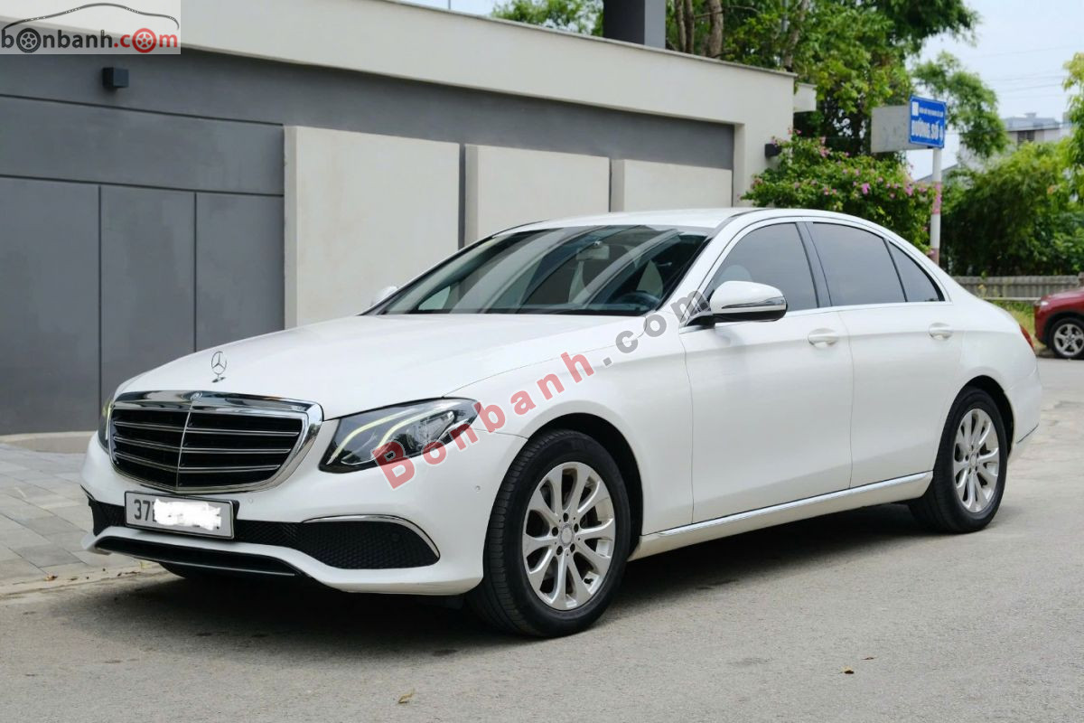 Mercedes Benz E class E200 2016 - 699 Triệu 2