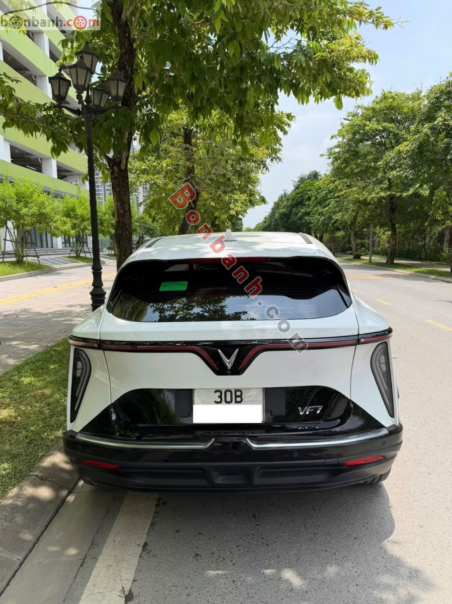 VinFast VF7 Eco 2026 - 695 Triệu