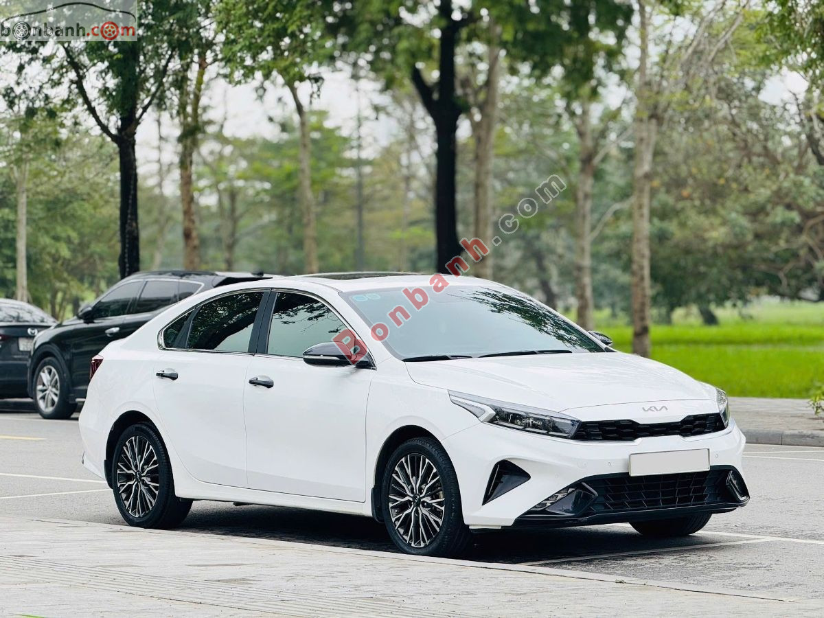 Kia K3 Premium 2.0 AT 2025 - 610 Triệu 2
