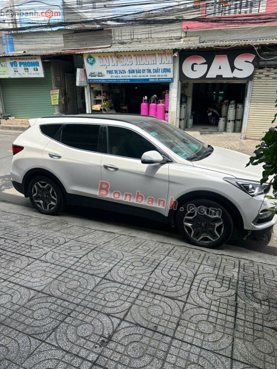 Hyundai SantaFe 2.2L 4WD 2017 - 538 Triệu 2