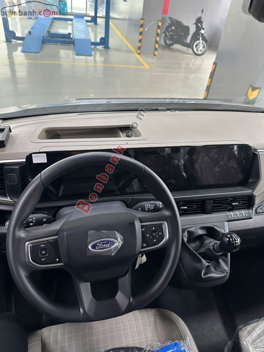 Ford Transit Premium 2026 - 900 Triệu 6