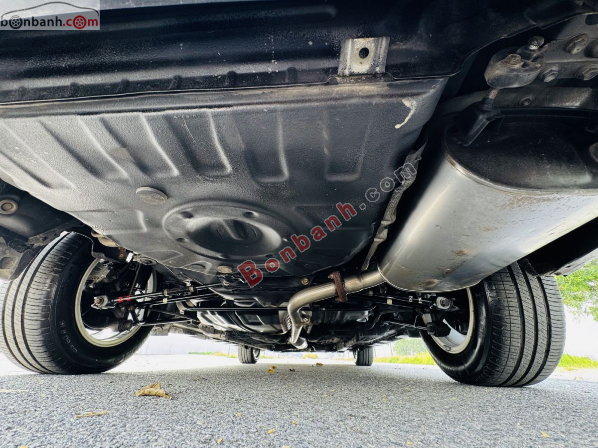 Toyota Camry 2.4G 2012 - 385 Triệu 5