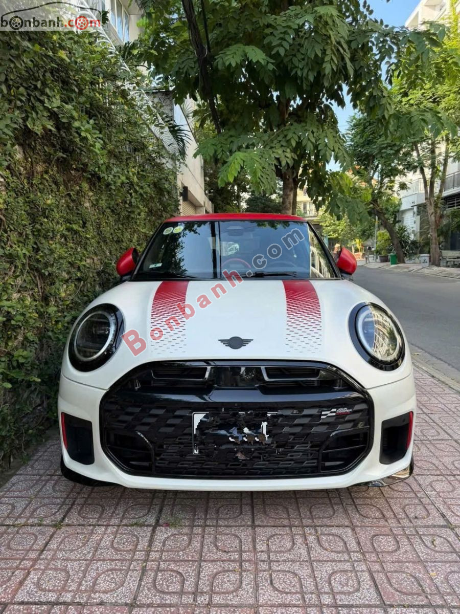 Mini Cooper JCW 3 Door 2025 - 2 Tỷ 186 Triệu 2