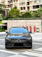 Bán xe Mercedes Benz C class 2023 C300 AMG giá 1 Tỷ 699 Triệu - TP HCM