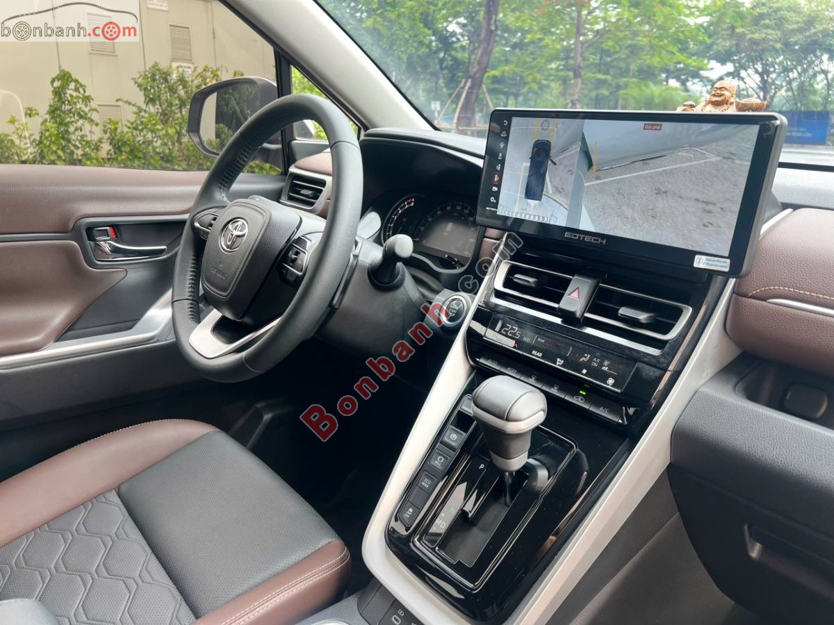 Toyota Innova Cross 2.0V CVT 2025 - 820 Triệu 9
