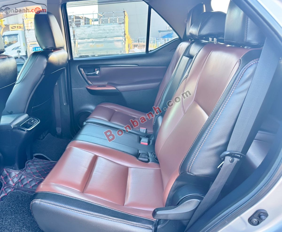 Toyota Fortuner 2.4G 4x2 MT 2017 - 515 Triệu 9