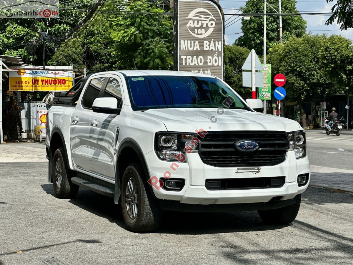 Ford Ranger XLS 2.0L 4x4 AT 2022 - 605 Triệu 2