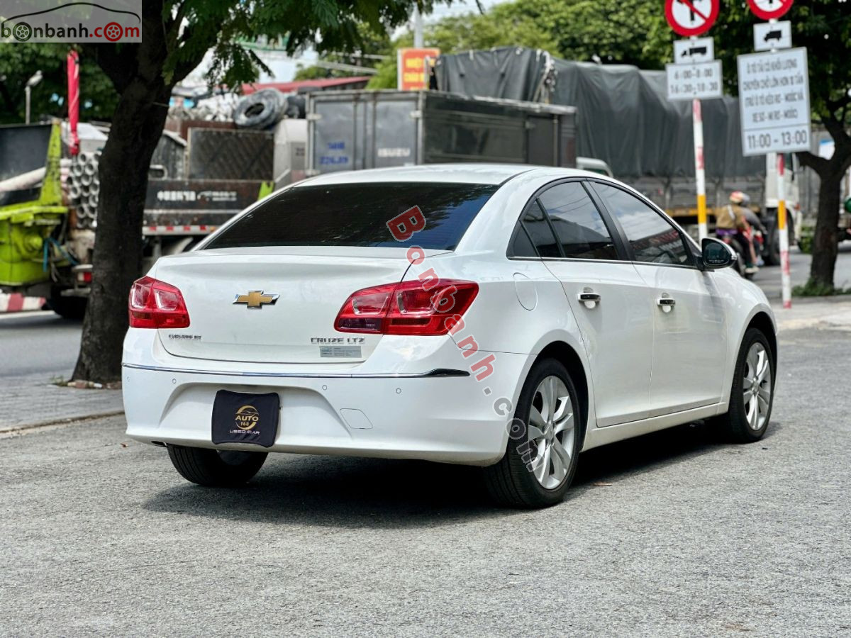 Chevrolet Cruze LTZ 1.8 AT 2016 - 235 Triệu 4