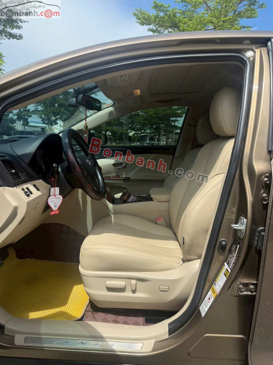 Toyota Venza 2.7 2009 - 439 Triệu 8