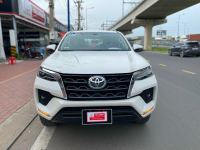 Bán xe Toyota Fortuner 2021 2.7V 4x2 AT giá 940 Triệu - TP HCM