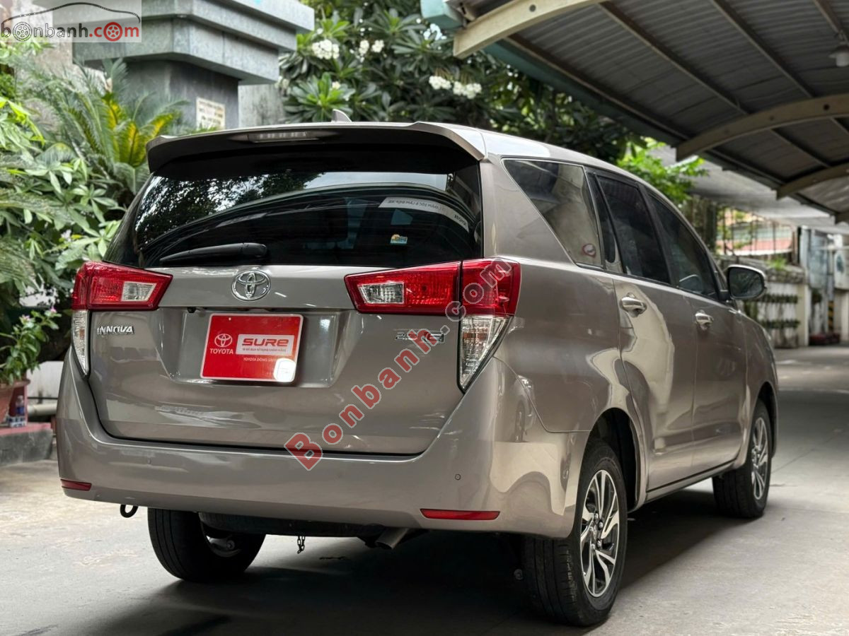Toyota Innova E 2.0 MT 2022 - 540 Triệu 3