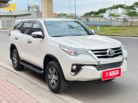 Bán xe Toyota Fortuner 2017 2.7V 4x2 AT giá 720 Triệu - TP HCM