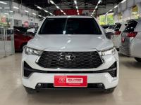 Bán xe Toyota Innova 2024 Cross HEV 2.0 CVT giá 920 Triệu - TP HCM