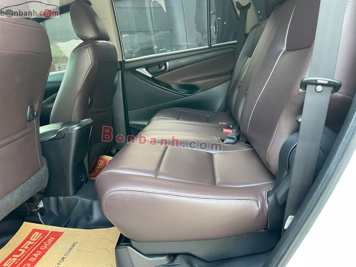 Toyota Innova E 2.0 MT 2024 - 650 Triệu 9