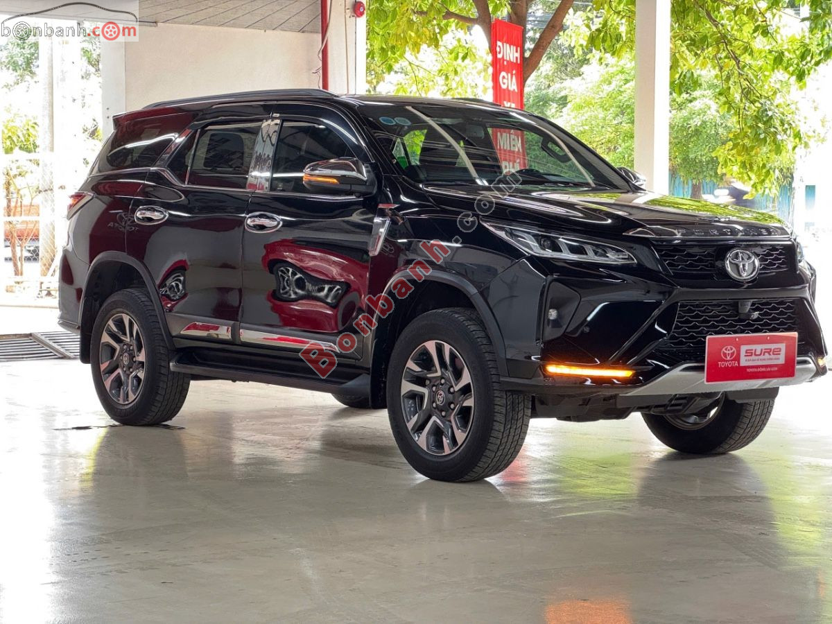Toyota Fortuner 2.4G 4x2 AT Legender 2021 - 900 Triệu 3