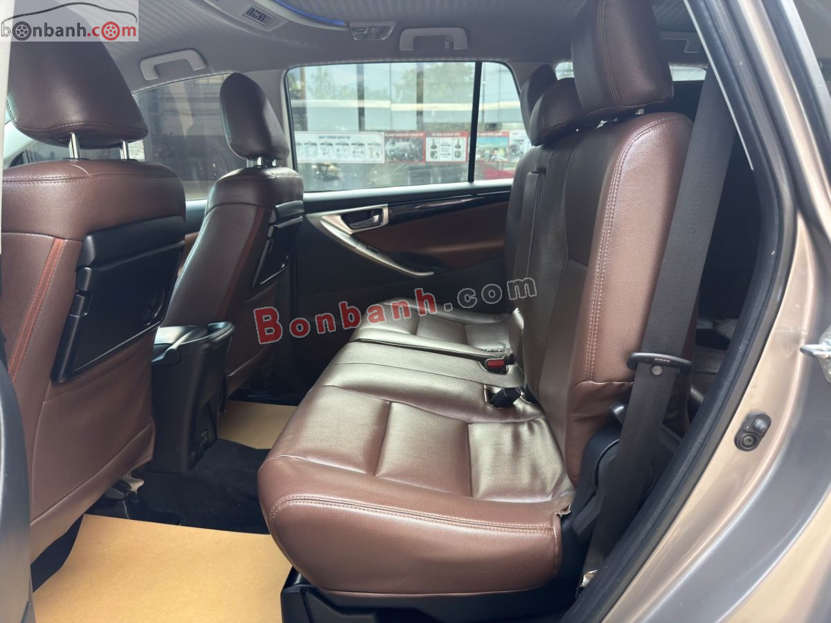 Toyota Innova 2.0G 2019 - 550 Triệu 7