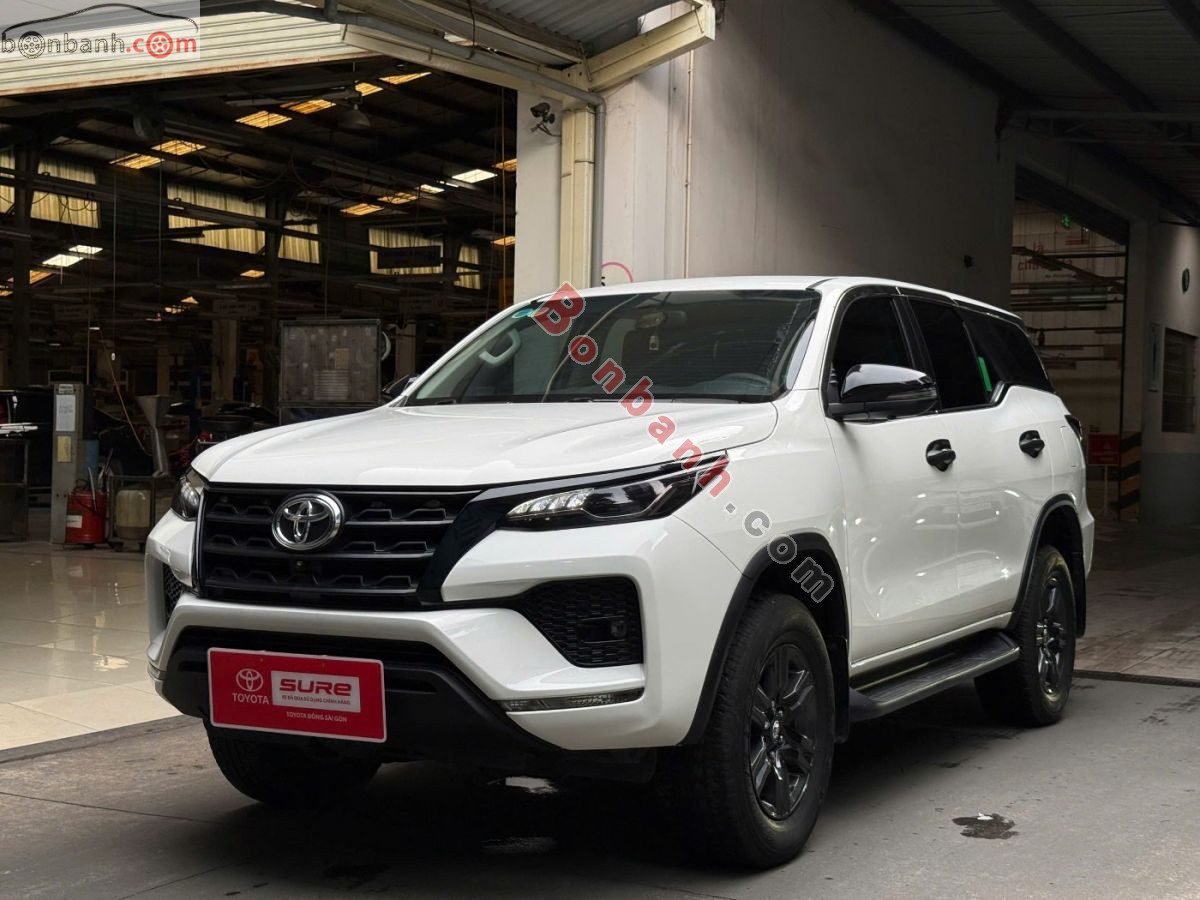 Toyota Fortuner 2.4L 4x2 MT 2022 - 820 Triệu 3