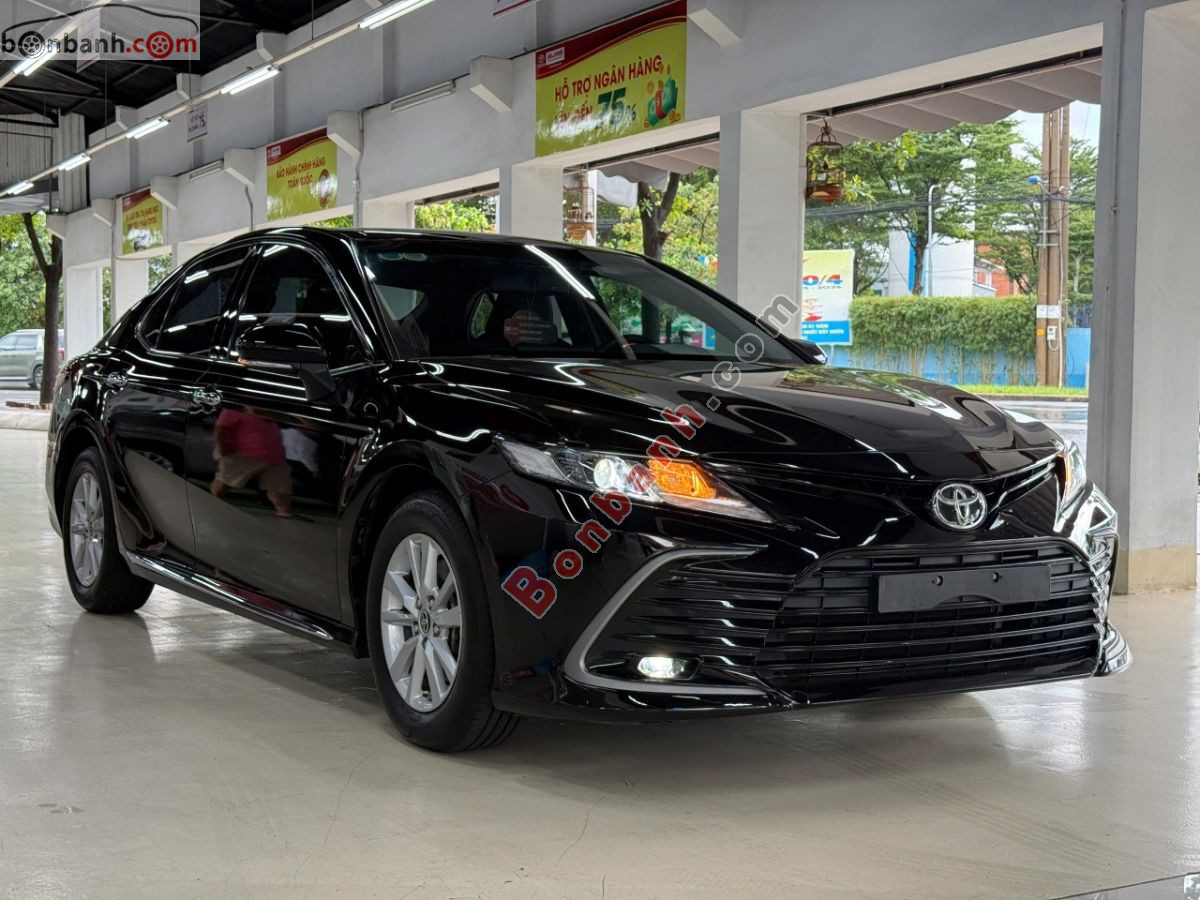 Toyota Camry 2.0G 2022 - 879 Triệu