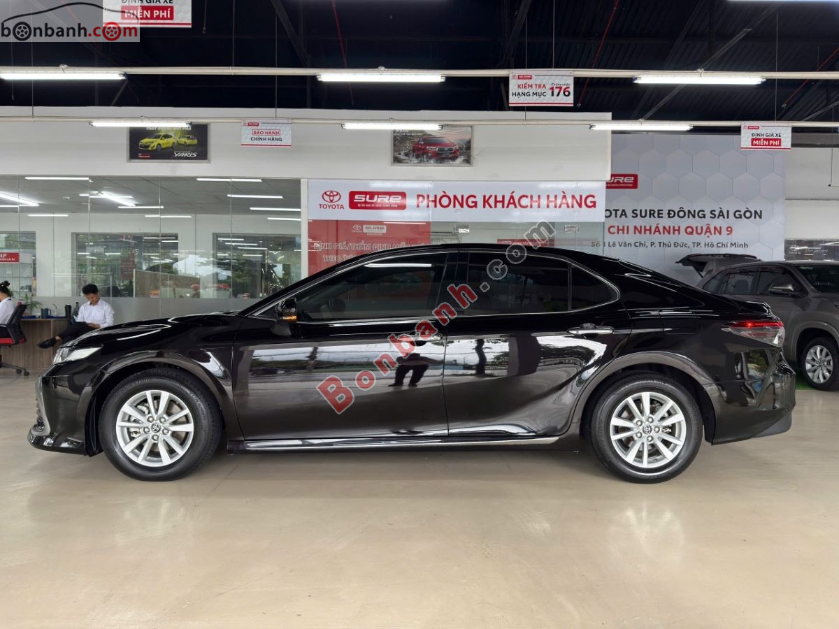 Toyota Camry 2.0G 2022 - 879 Triệu 2