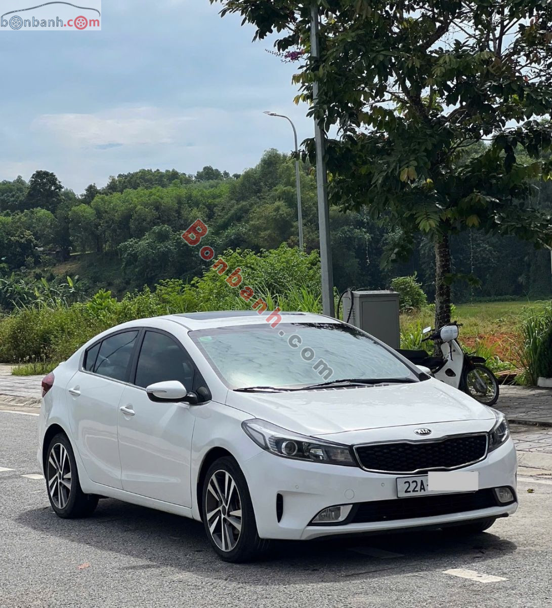 Kia Cerato 1.6 AT 2017 - 375 Triệu 2